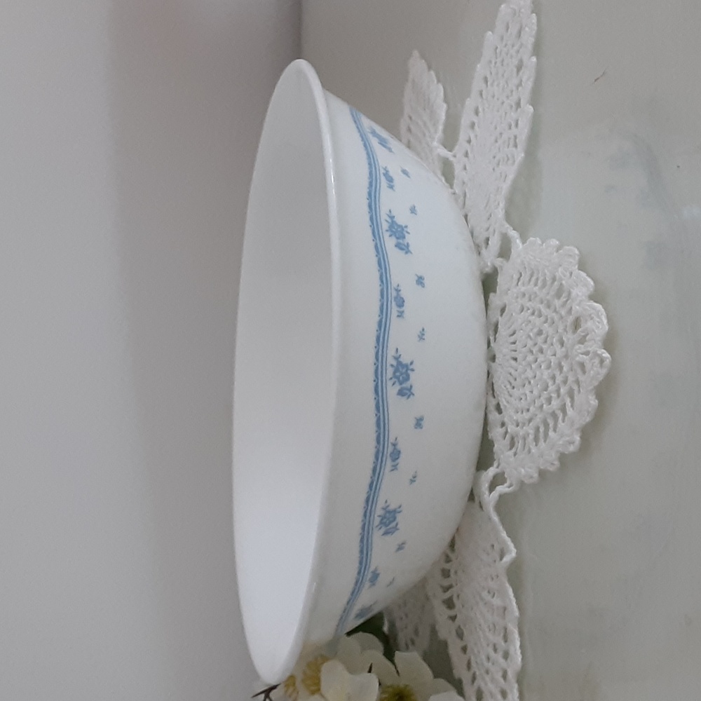 Corelle by Corning MORNING BLUE Tiny Blue Flowers on White Serving Bowl 8.5"